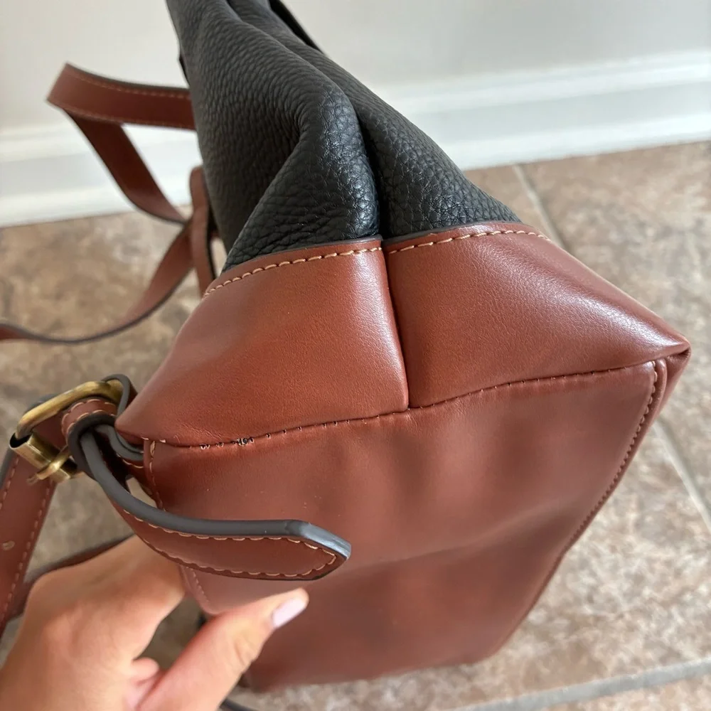 St. John’s Bay Black Brown Faux Pebble Leather Backpack Diaper Bag Flap Closure